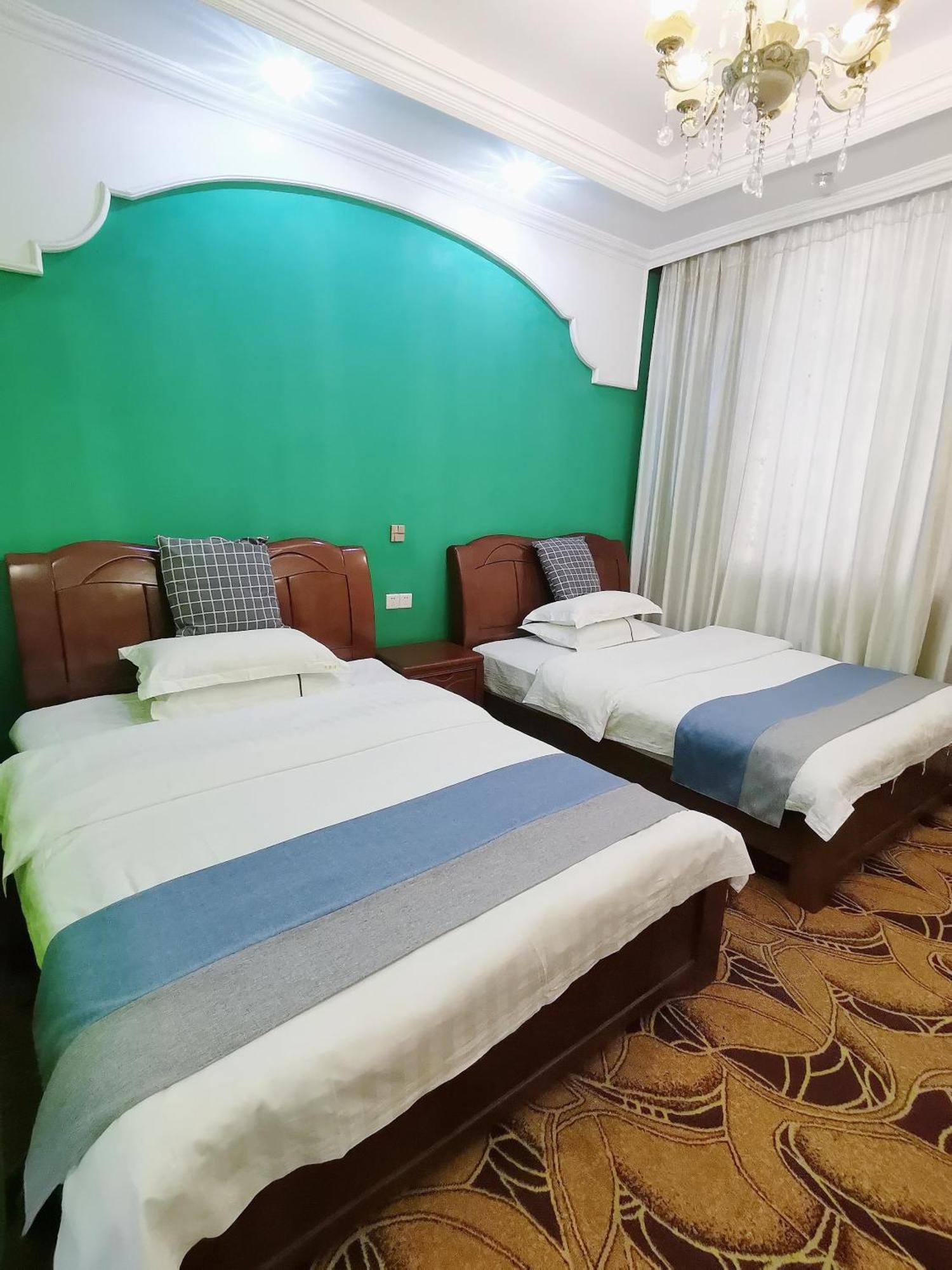 Emeishan Moon Bay Hotel Zewnętrze zdjęcie