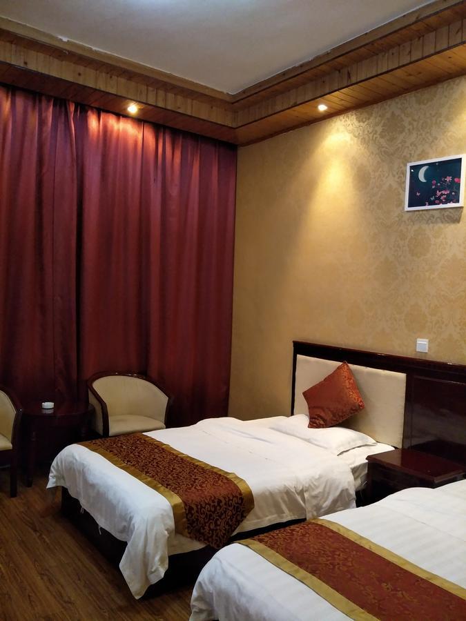 Emeishan Moon Bay Hotel Zewnętrze zdjęcie